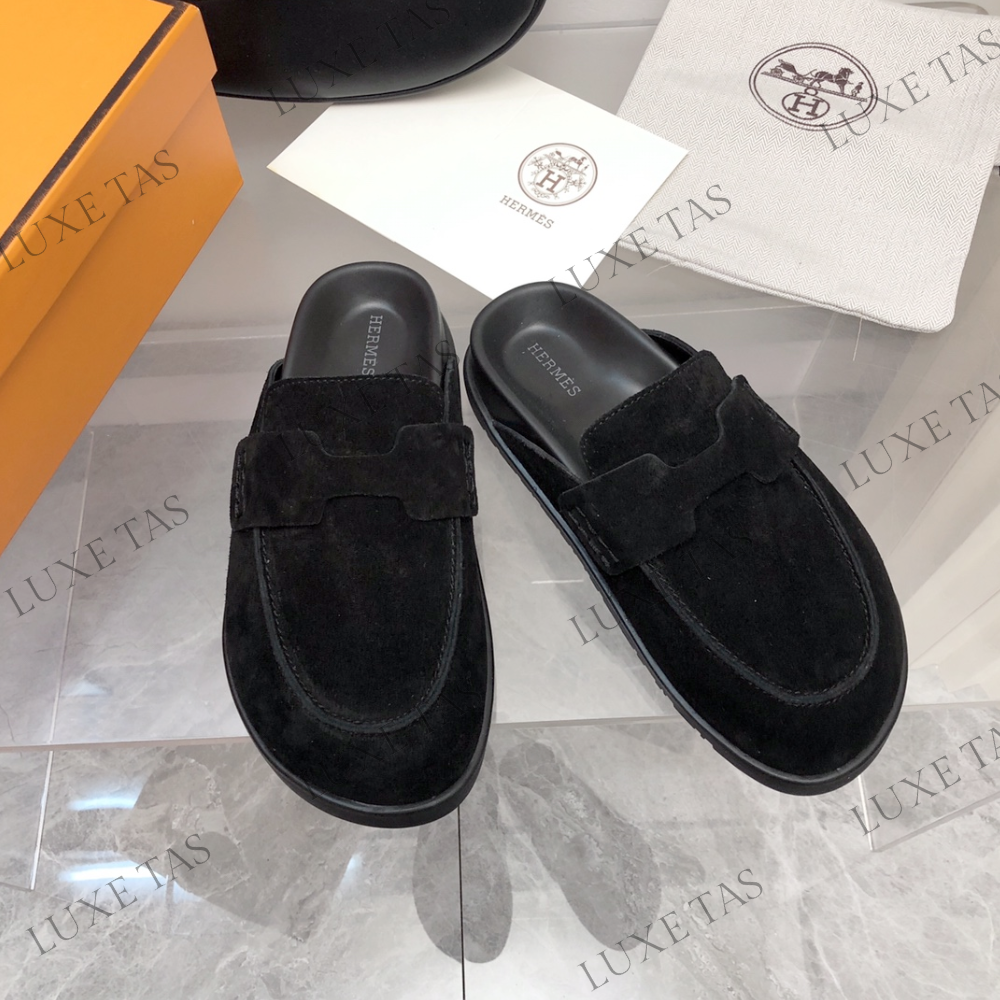 Noir Go Mule Designer Slides & Sandals for Men