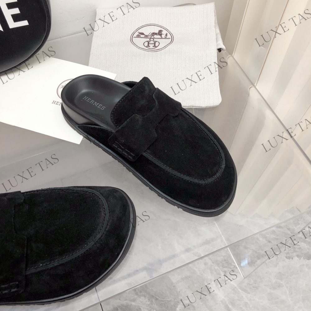 Noir Go Mule Designer Slides & Sandals for Men