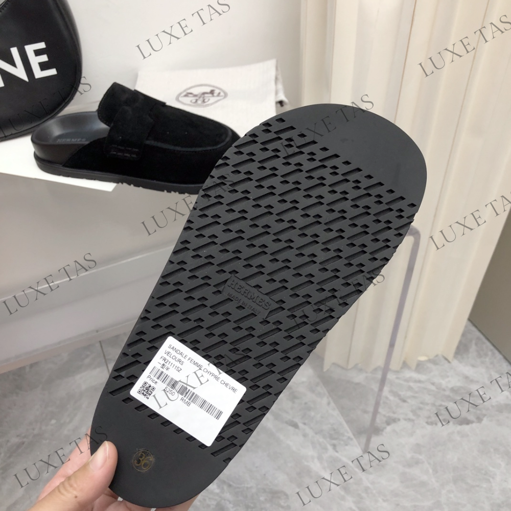 Noir Go Mule Designer Slides & Sandals for Men