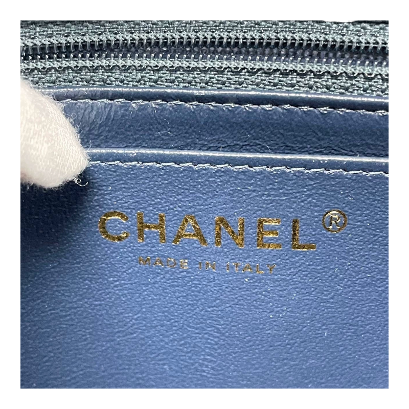 Chanel Classic Mini Flap Bag 18S Prealy Navy
