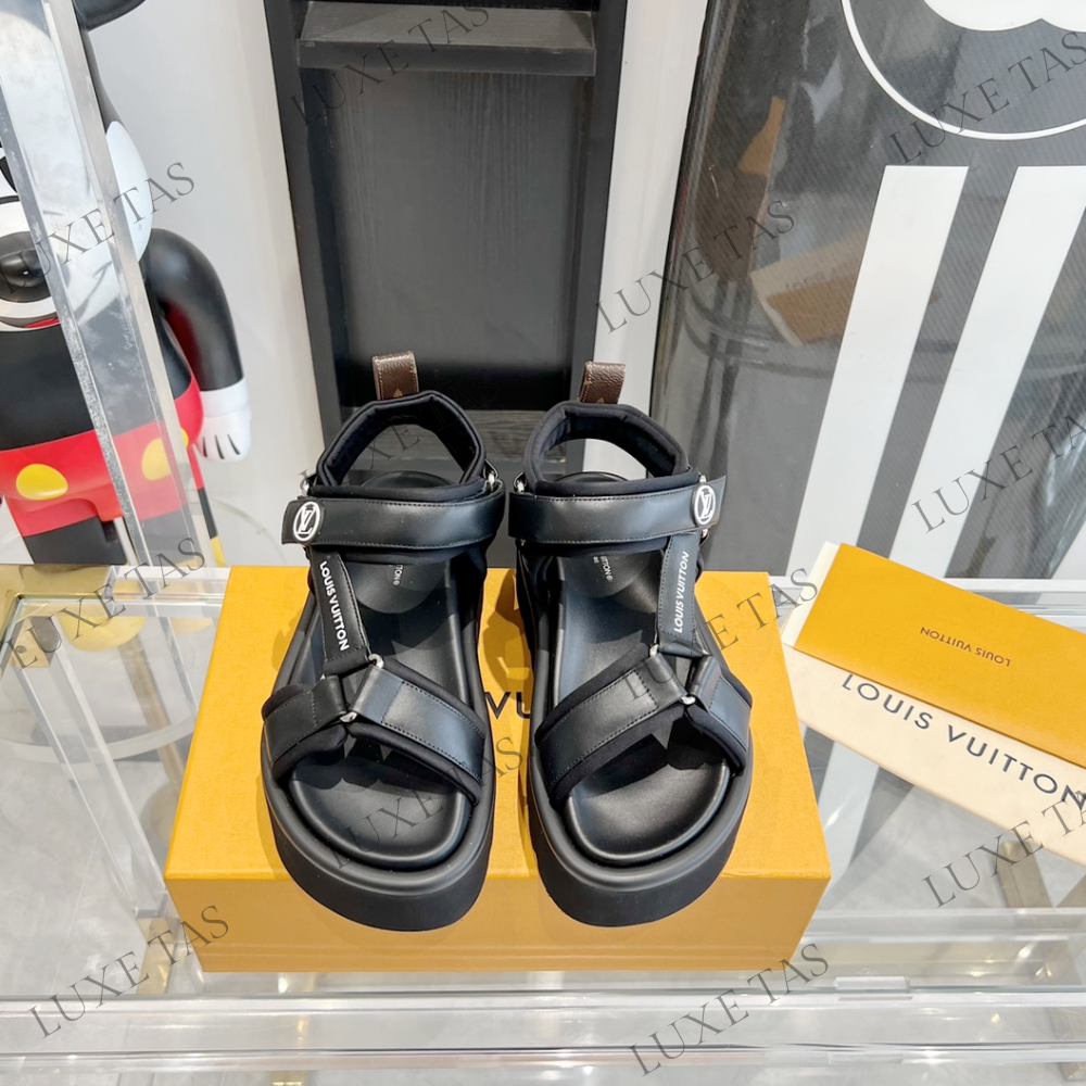 Pool Pillow Flat Comfort Sandal Black Designer Slides & Sandals for Women