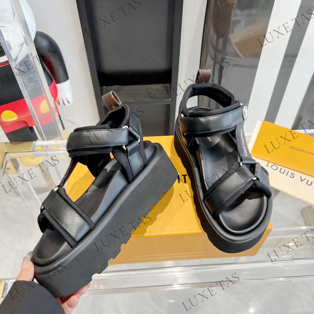 Pool Pillow Flat Comfort Sandal Black Designer Slides & Sandals for Women