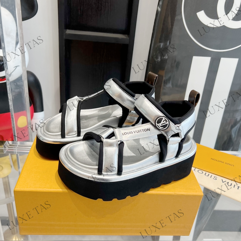 Pool Pillow Flat Comfort Sandal Silver Designer Slides & Sandals for Women