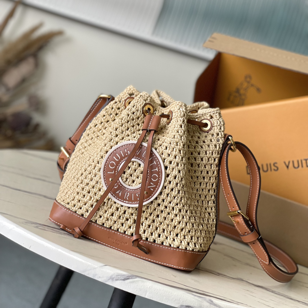 [LOW STOCK] Raffia Tan Noé BB Bucket Bag for Women