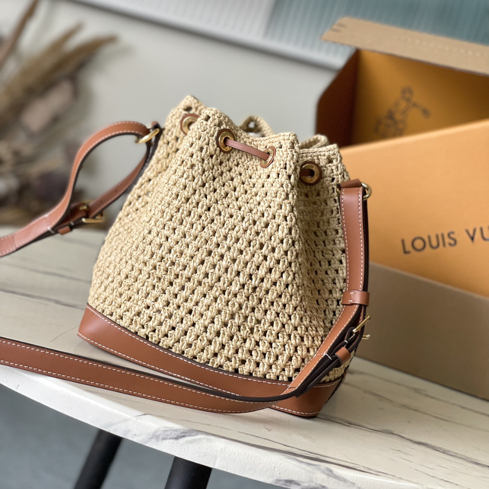 [LOW STOCK] Raffia Tan Noé BB Bucket Bag for Women