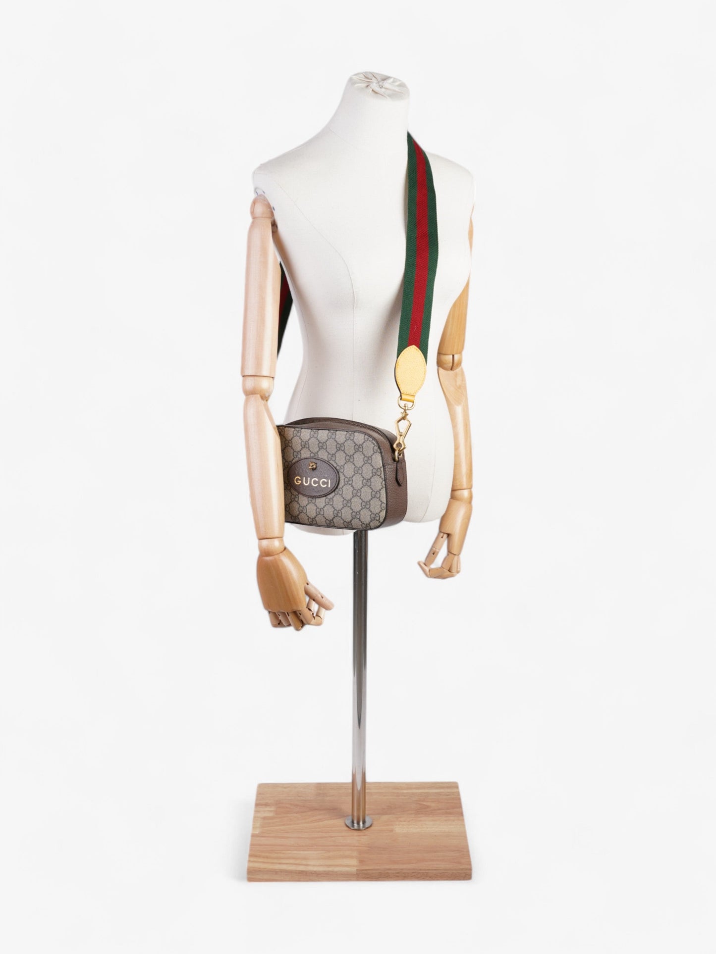 Gucci Messenger Bag GG Supreme / Yellow Coated Canvas