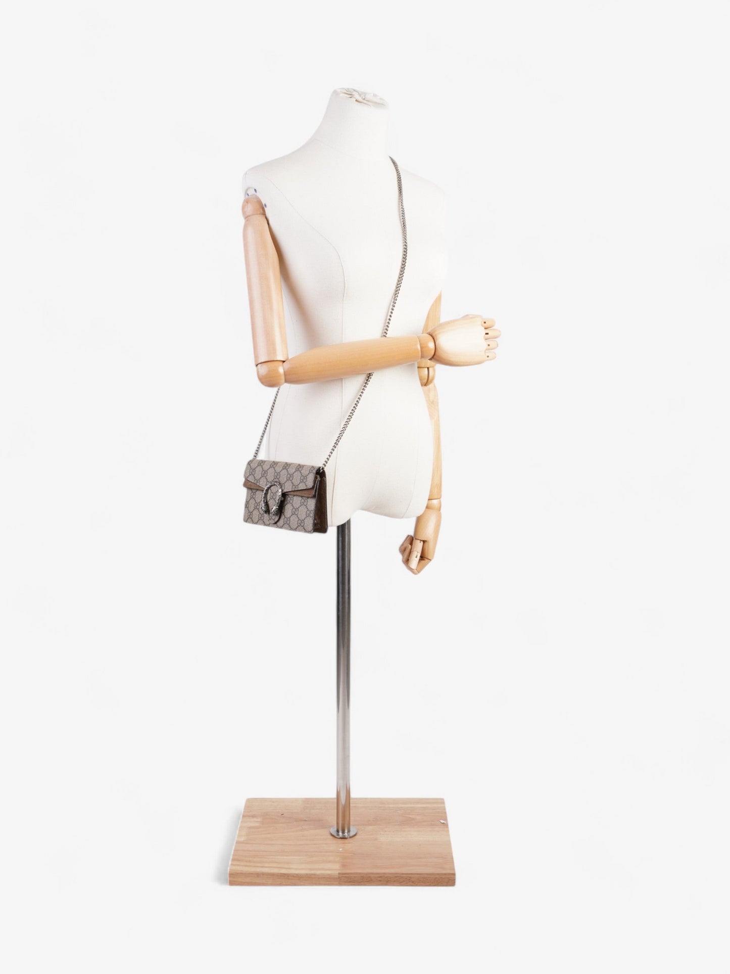 Gucci Dionysus GG Supreme Coated Canvas Super Mini