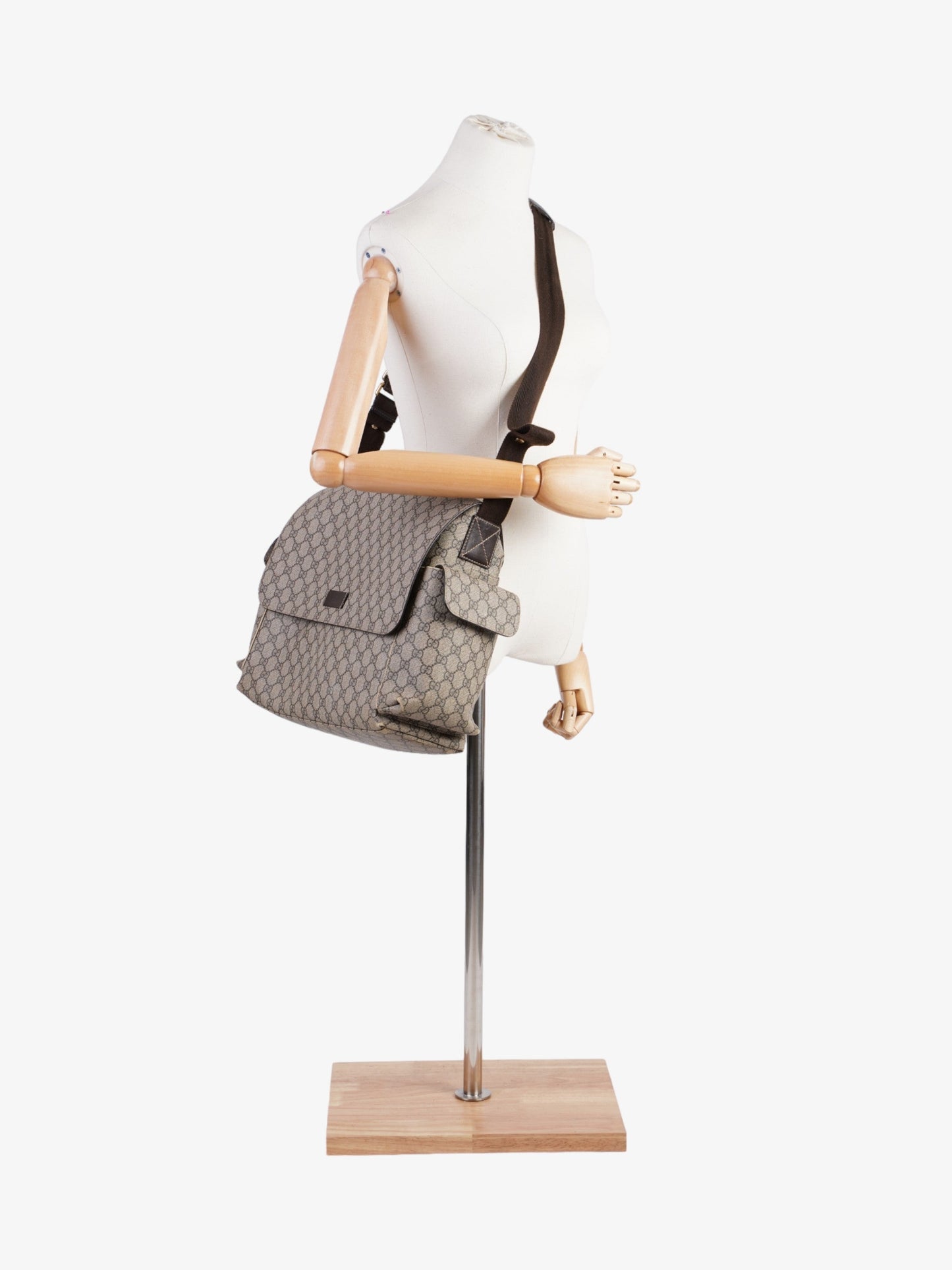 Gucci Baby Changing Bag Beige And Ebony GG Supreme Coated Canvas