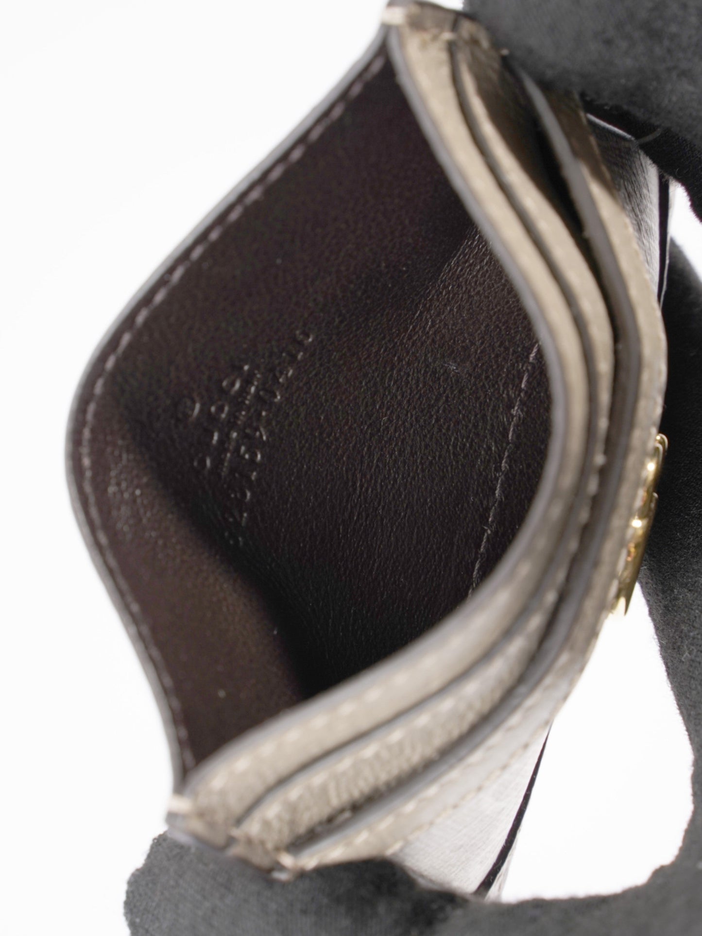 Gucci GG Card Holder Taupe / Gold Canvas