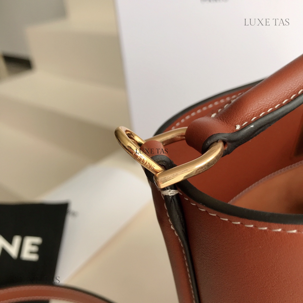 Tan Teen Bucket 16 In Smooth Calfskin Leather Bucket Bag for Women