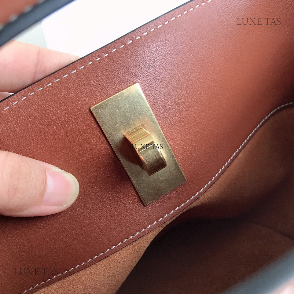 Tan Teen Bucket 16 In Smooth Calfskin Leather Bucket Bag for Women