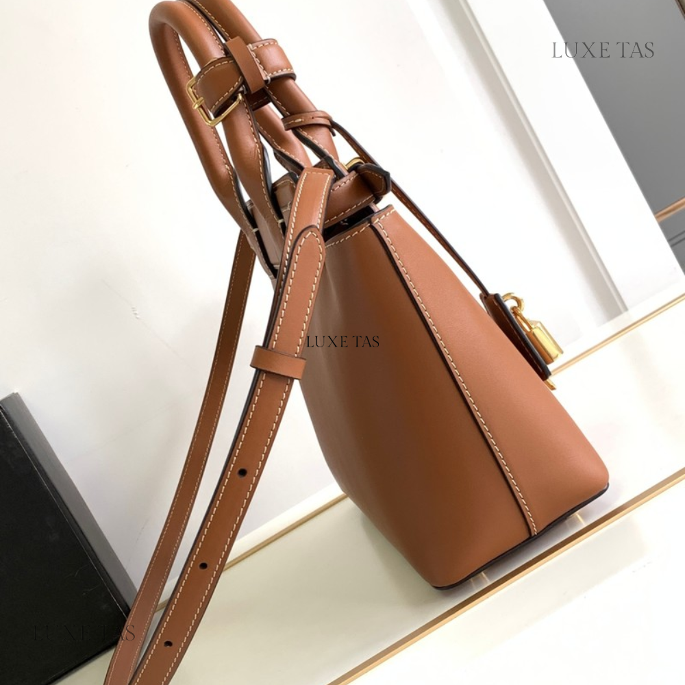 Tan Teen C*line Conti Bag In Natural Calfskin Leather Handbag for Women