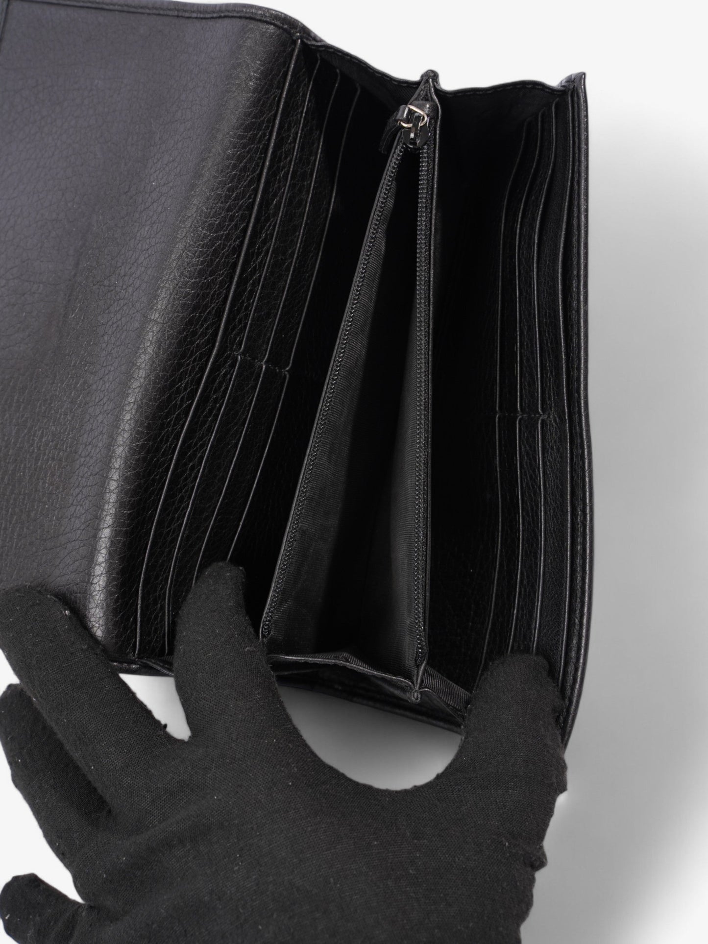 Gucci Gucci Soho Long Wallet Black Leather