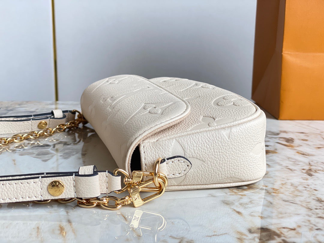 Wallet on Chain Ivy Leather Crossbody Bag for Women