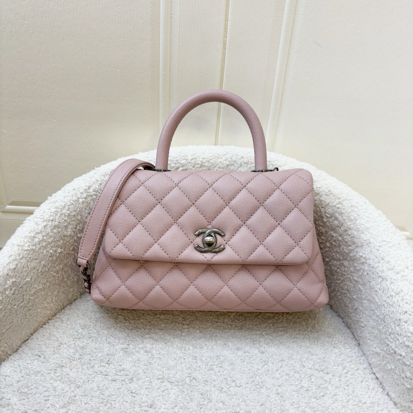 Chanel Small (24cm) Coco Handle in Pink Caviar and RHW (Model: A92990)