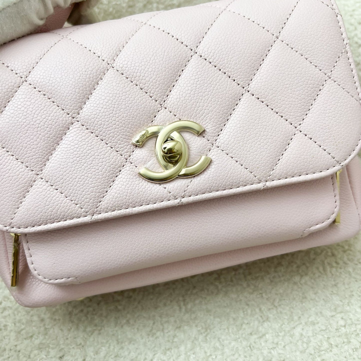 Chanel Small Business Affinity Flap in 22P Light Pink Caviar and LGHW