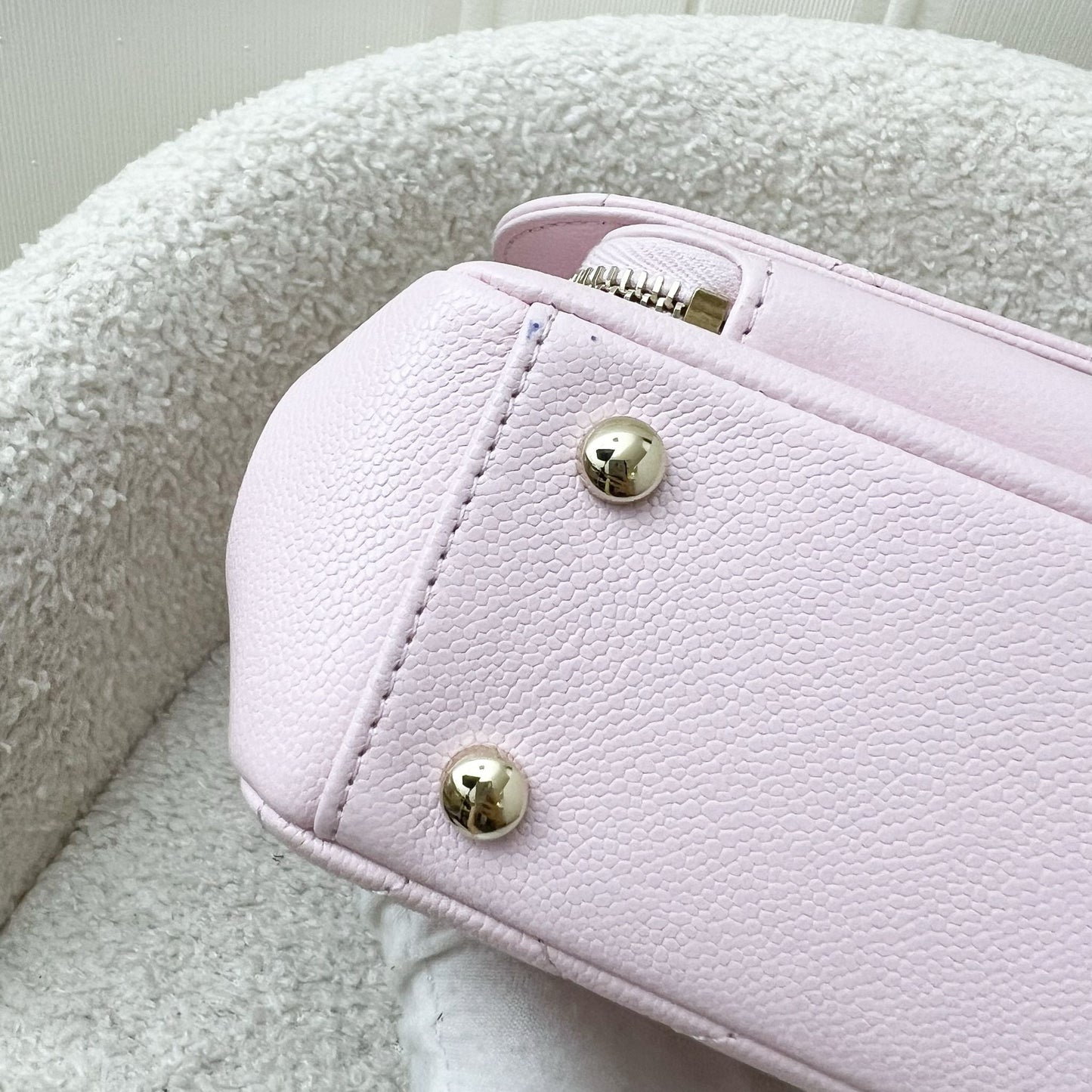 Chanel Small Business Affinity Flap in 22P Light Pink Caviar and LGHW