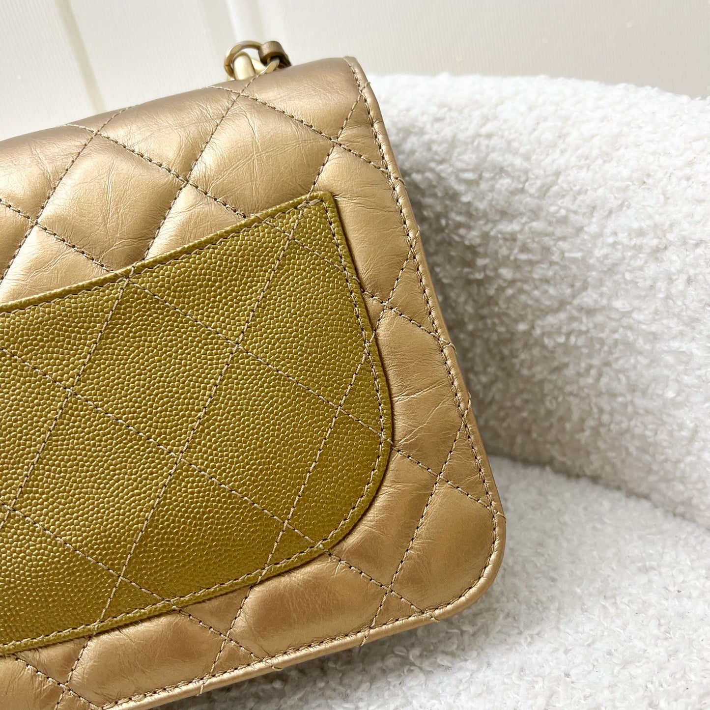 Chanel Seasonal Flap Bag in Gold Shiny Calfskin/Caviar and AGHW