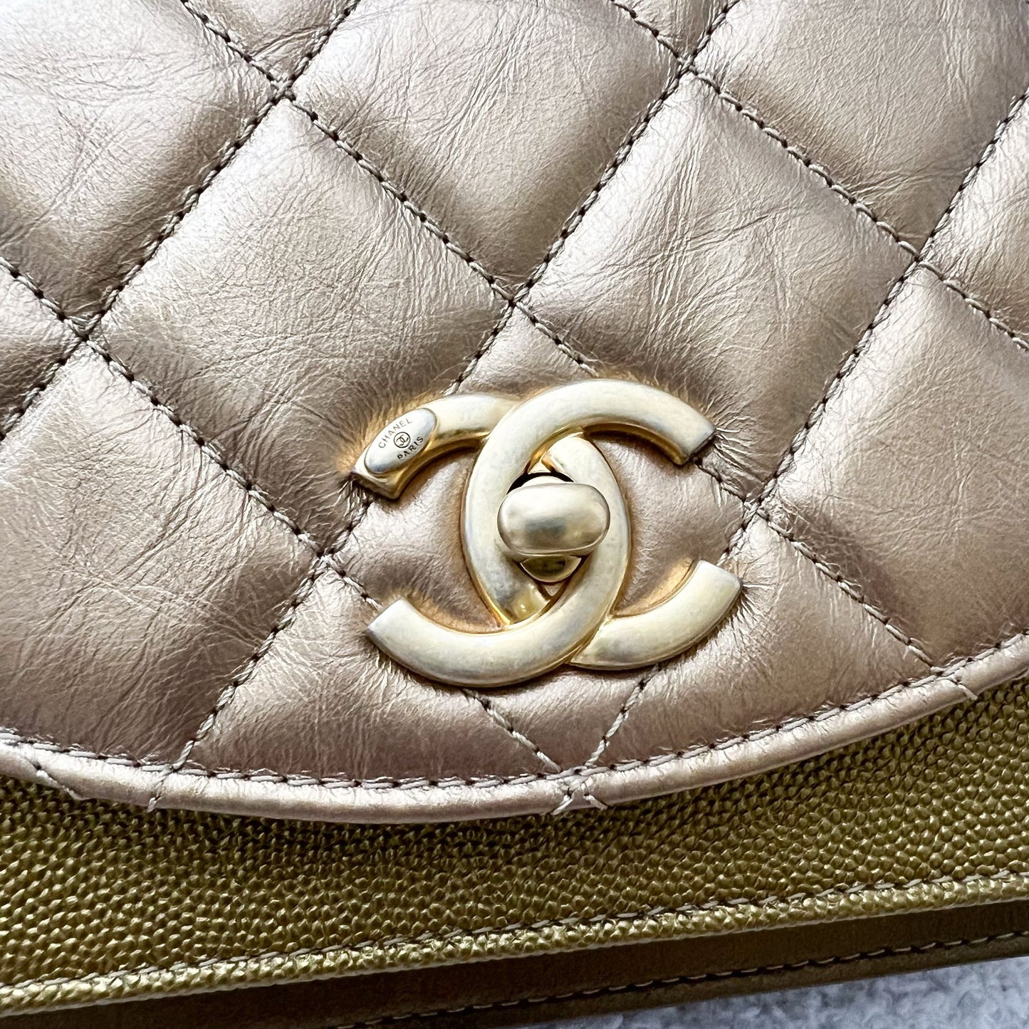 Chanel Seasonal Flap Bag in Gold Shiny Calfskin/Caviar and AGHW