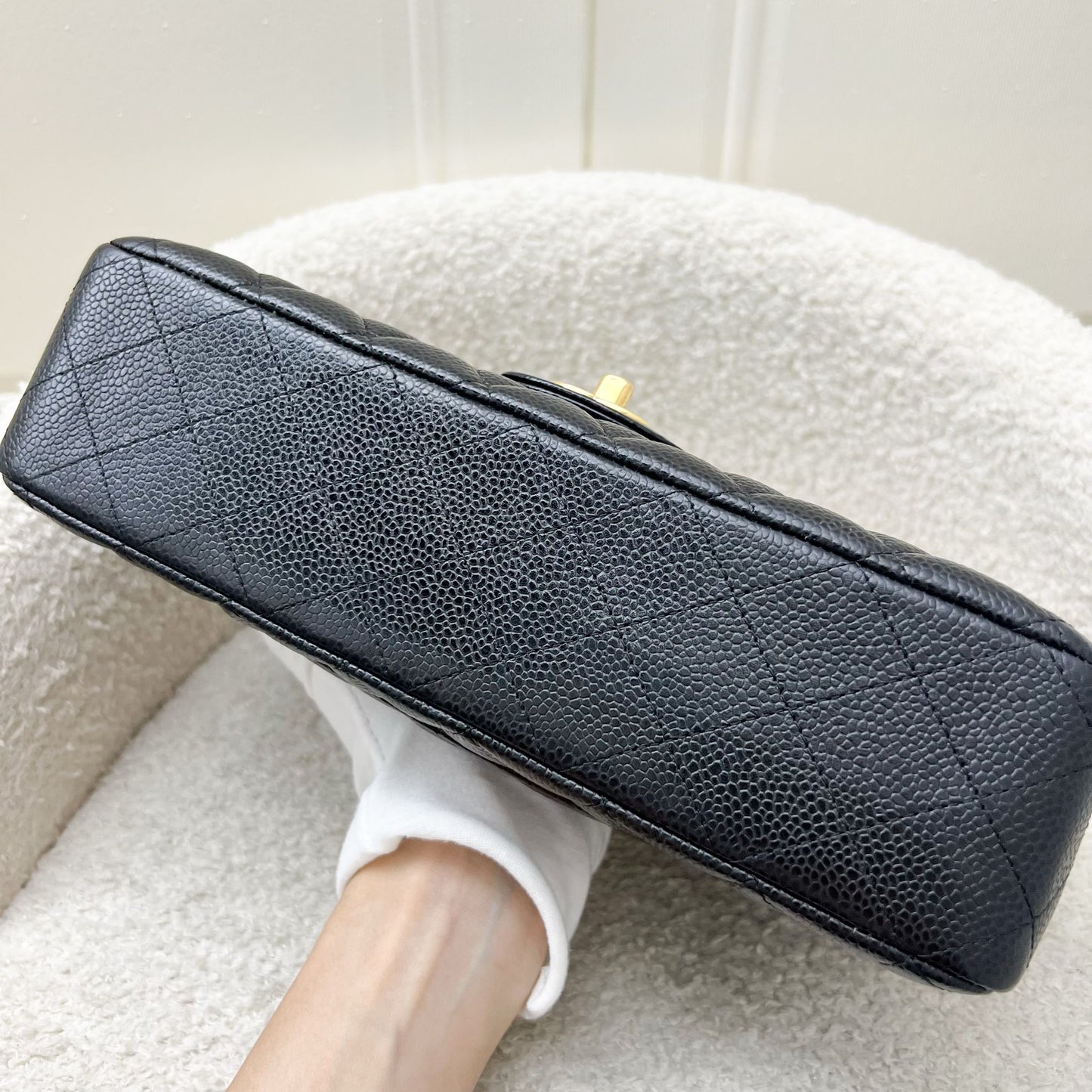 Chanel Medium Classic Flap CF in Black Caviar and GHW