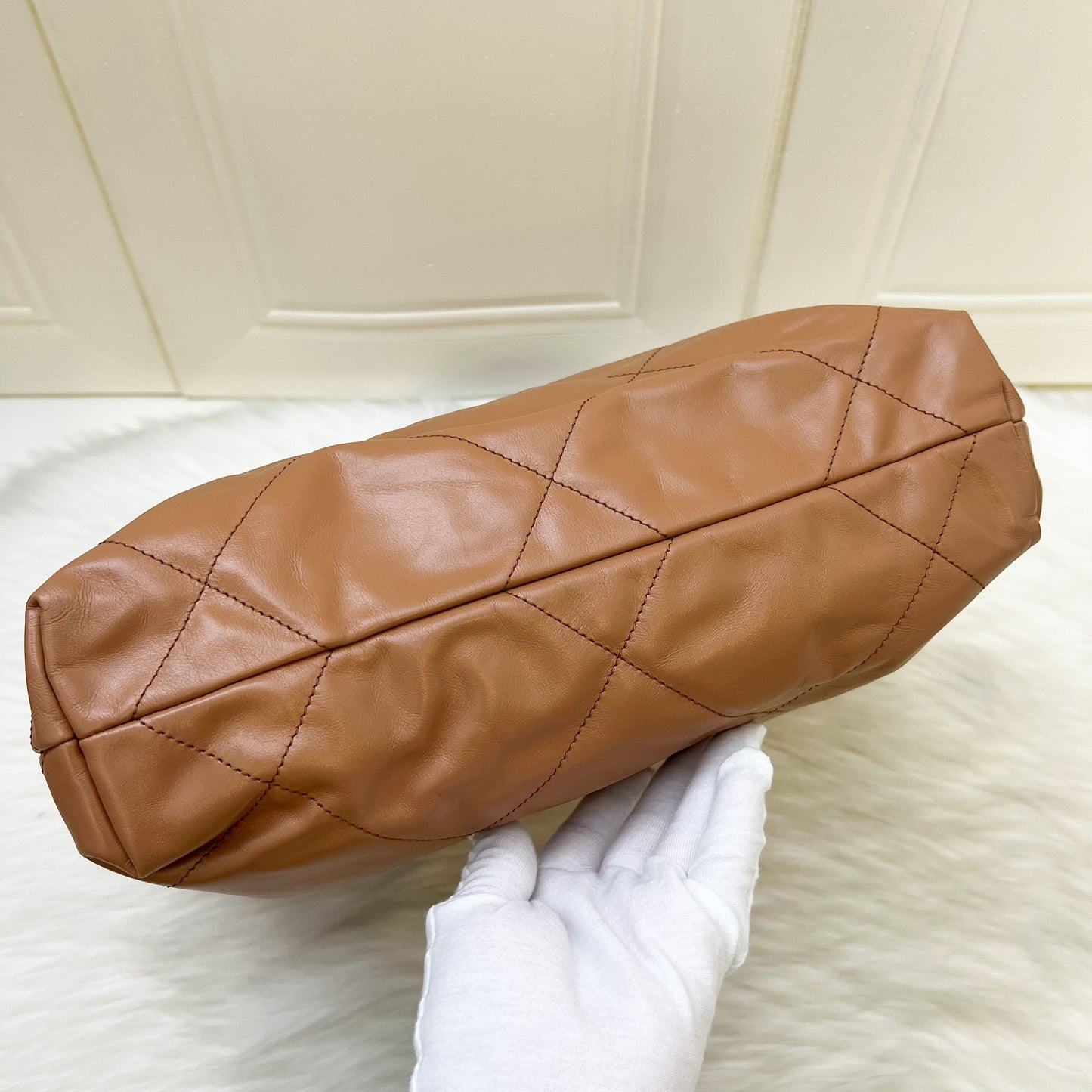 Chanel 22 Small Hobo Handbag in Caramel Calfskin and AGHW