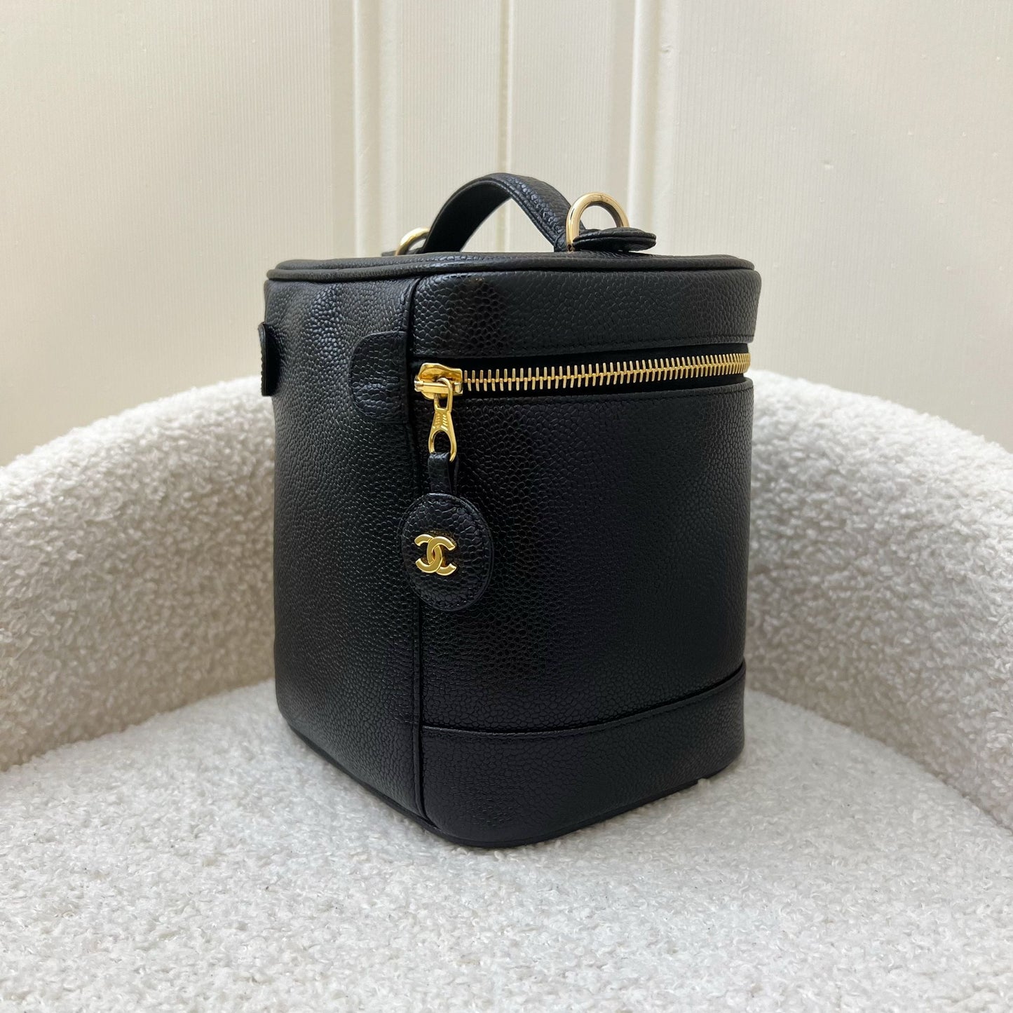 Chanel Vintage Vertical Vanity in Black Caviar and GHW