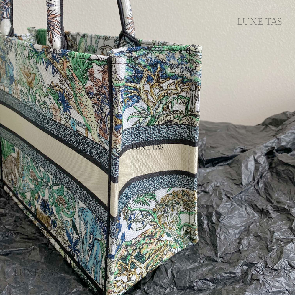 White Multicolor Étoile de Voyage Embroidery Medium D Book Tote - Tote Bag for Women