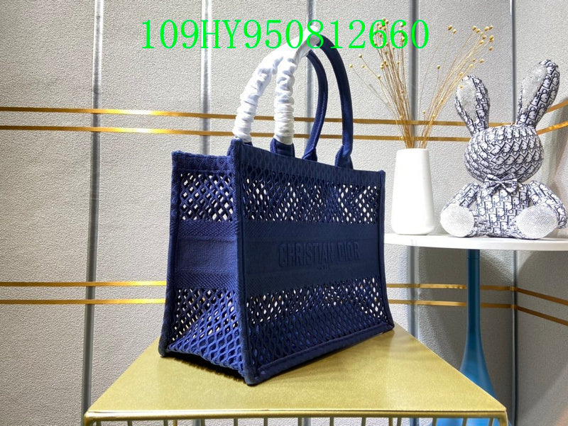 Christian Dior Luxury Bag - The Tote   273