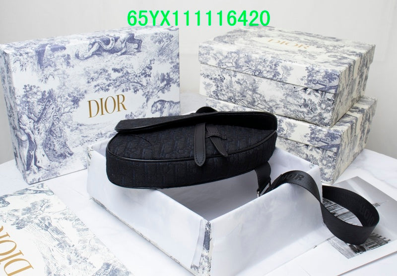 Christian Dior Luxury Bag - The Tote   547