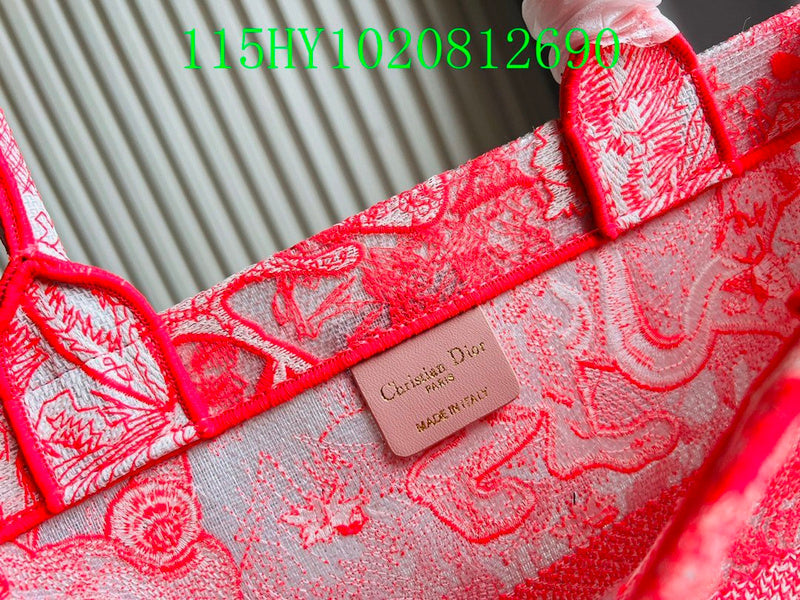 Christian Dior Luxury Bag - The Tote   264