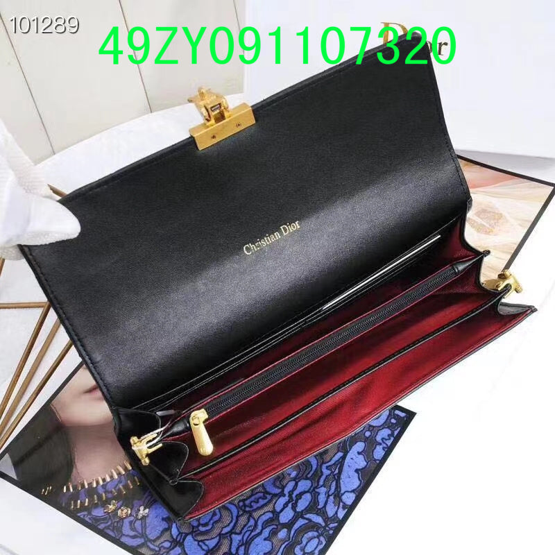 Christian Dior Luxury - The Tote   651