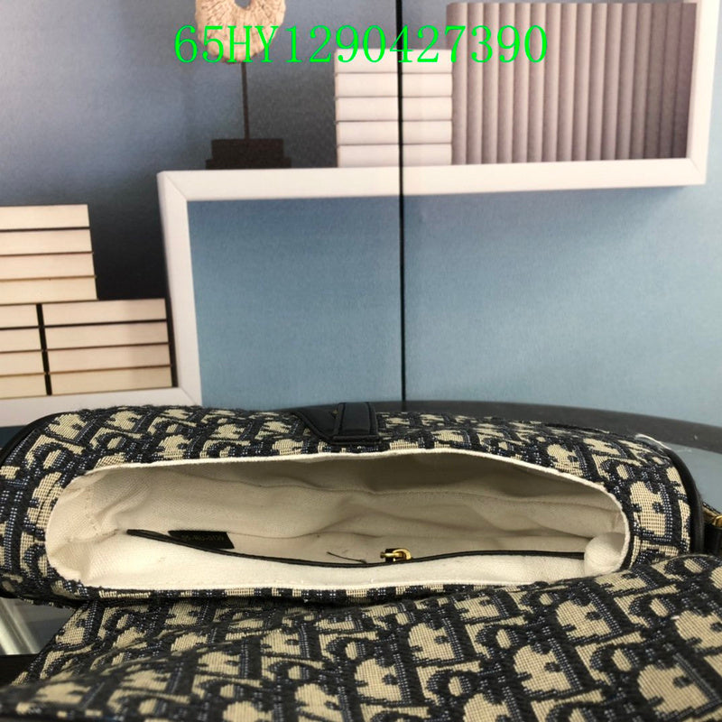 Christian Dior Luxury Bag - The Tote   459