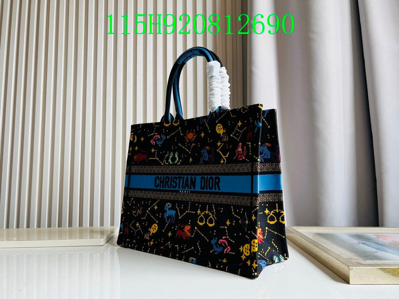 Christian Dior Luxury Bag - The Tote   271