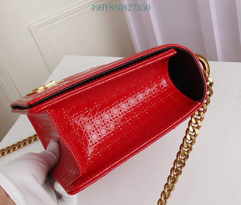 Christian Dior Luxury - The Tote   650