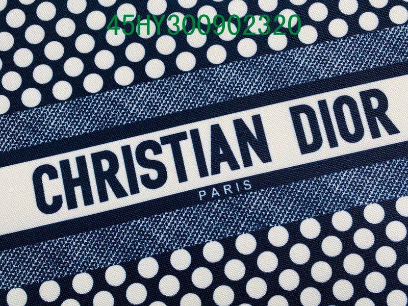 Christian Dior Luxury Bag - The Tote   362