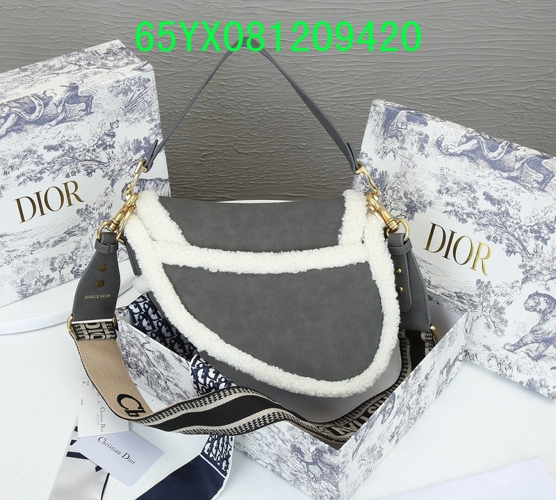 Christian Dior Luxury Bag - The Tote   535