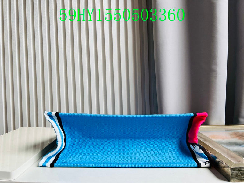 Christian Dior Luxury Bag - The Tote   279