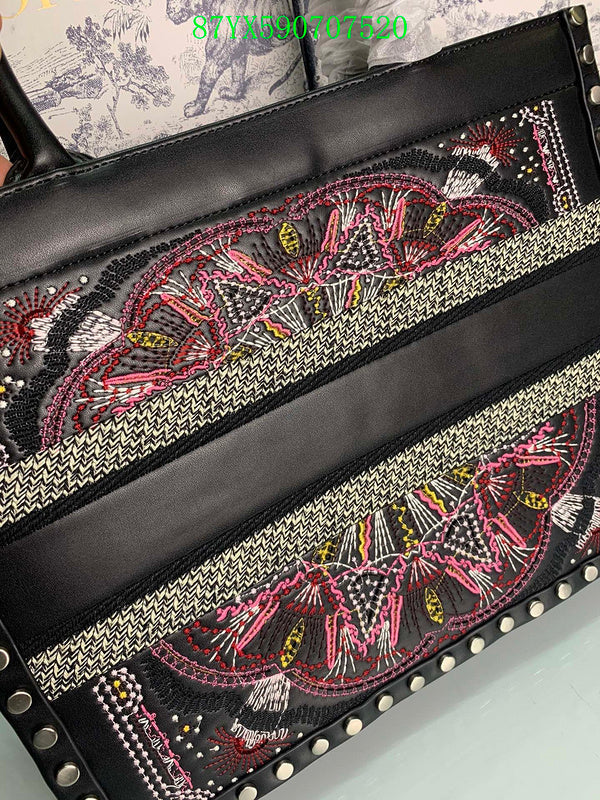 Christian Dior Luxury Bag - The Tote   345