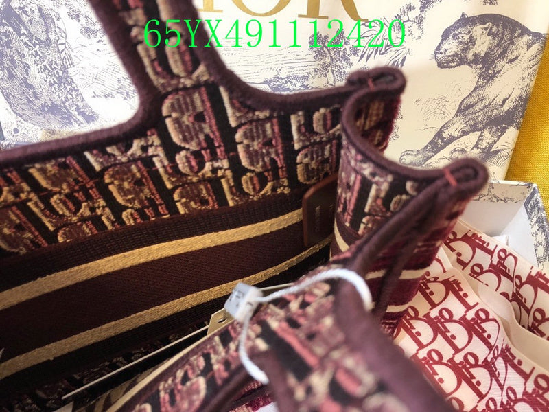 Christian Dior Luxury Bag - The Tote   392