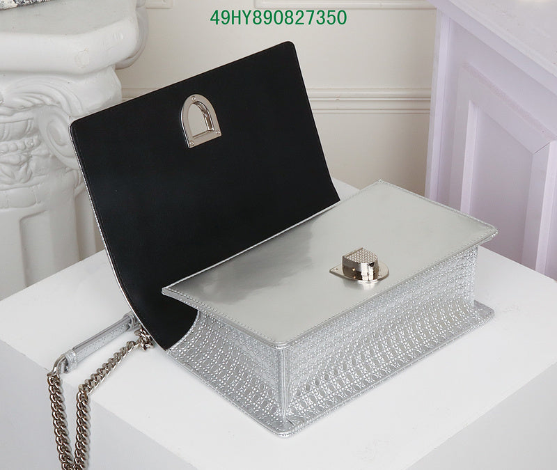 Christian Dior Luxury - The Tote   653