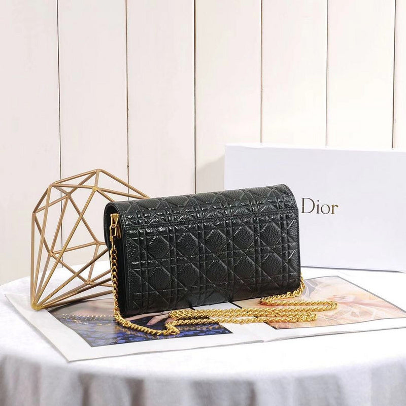 Christian Dior Luxury - The Tote   657