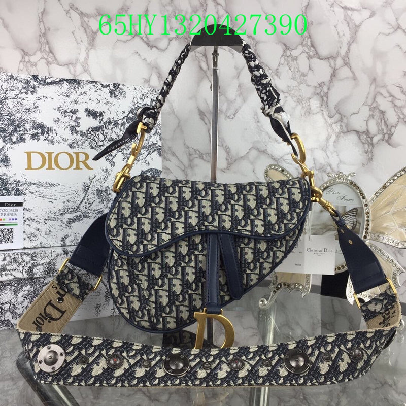 Christian Dior Luxury Bag - The Tote   460