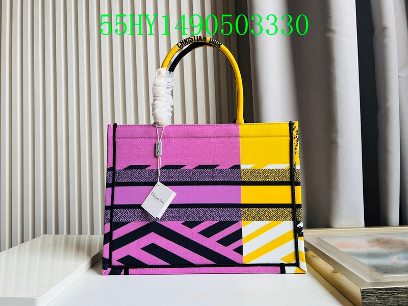 Christian Dior Luxury Bag - The Tote   285