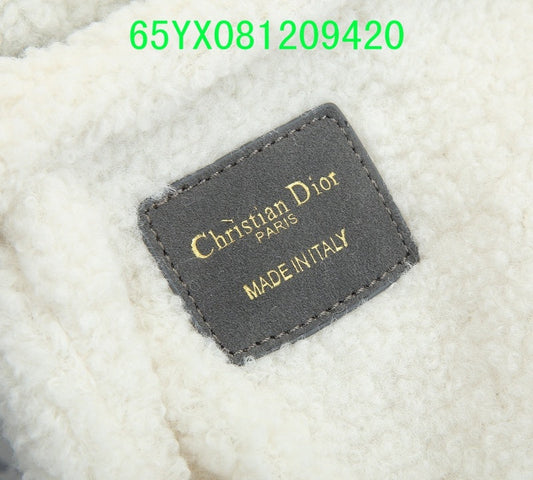 Christian Dior Luxury Bag - The Tote   535