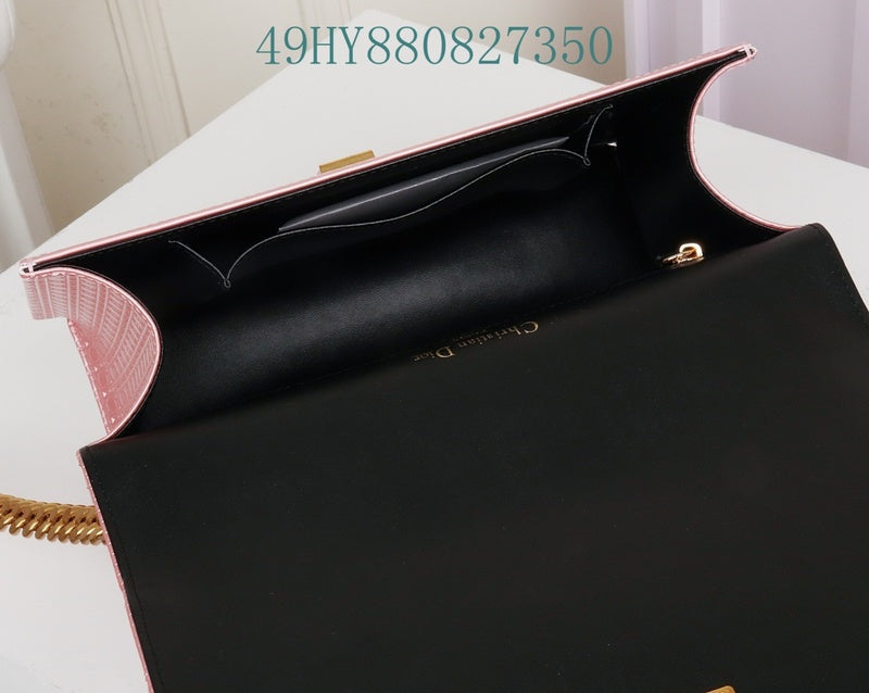 Christian Dior Luxury - The Tote   648