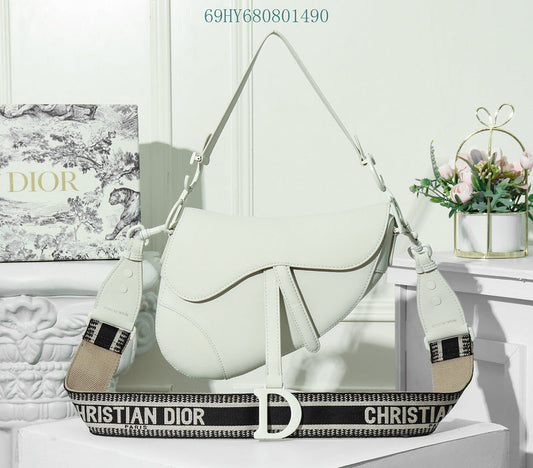 Christian Dior Luxury Bag - The Tote   576
