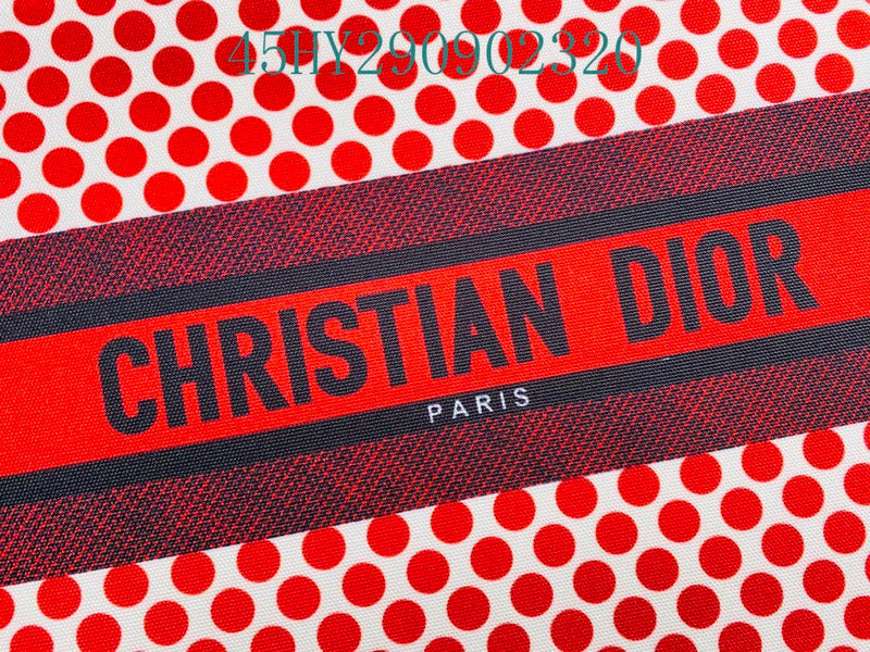 Christian Dior Luxury Bag - The Tote   361