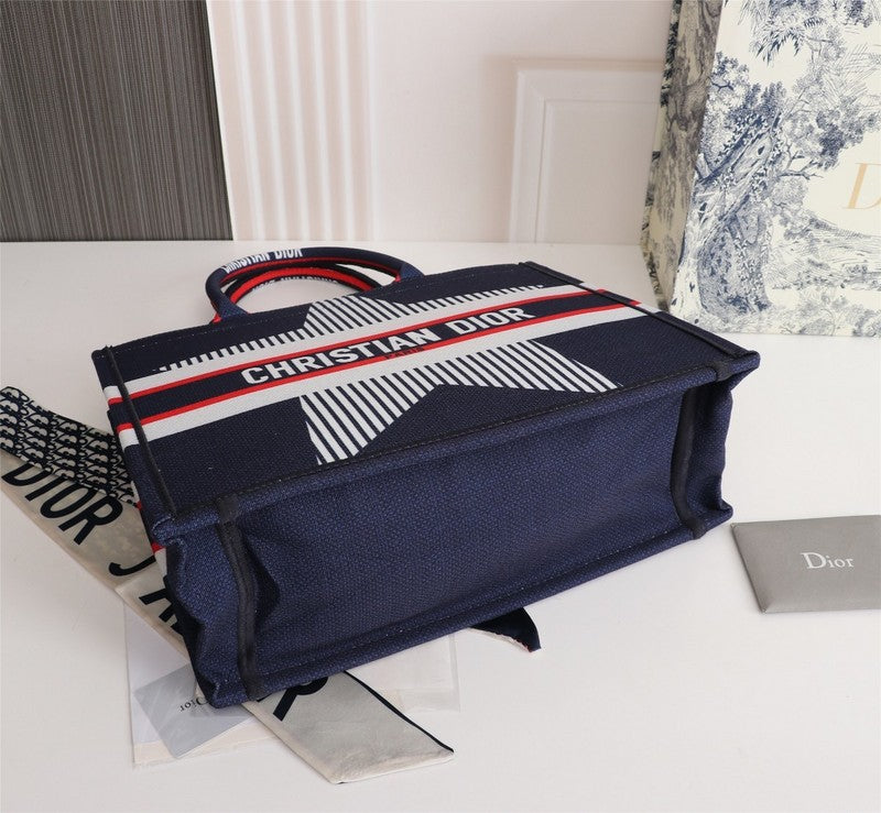Christian Dior Luxury Bag - The Tote   332