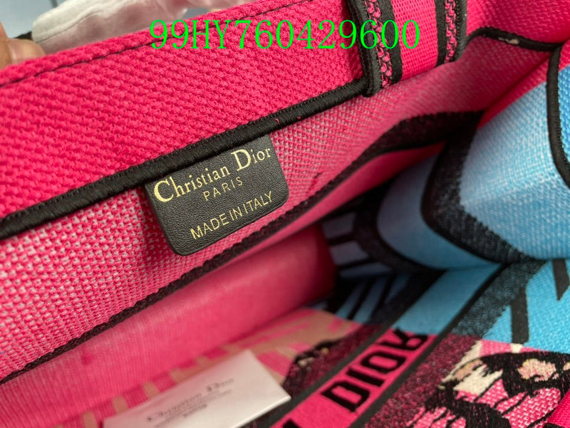 Christian Dior Luxury Bag - The Tote   303