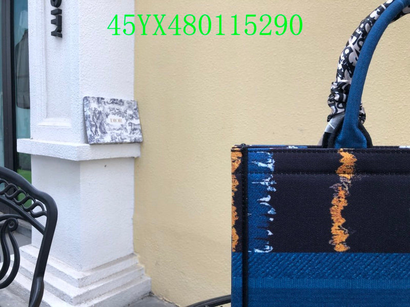 Christian Dior Luxury Bag - The Tote   357